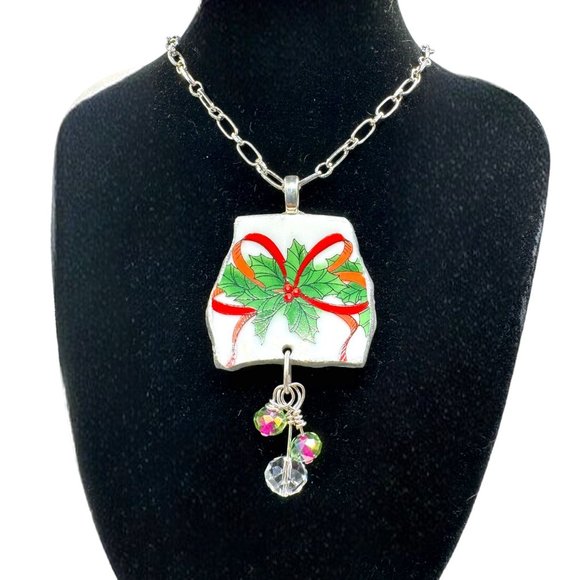 Broken China Christmas Holly Pendant w/ Crystals Wicks n Sticks Plate Collection - Picture 12 of 15